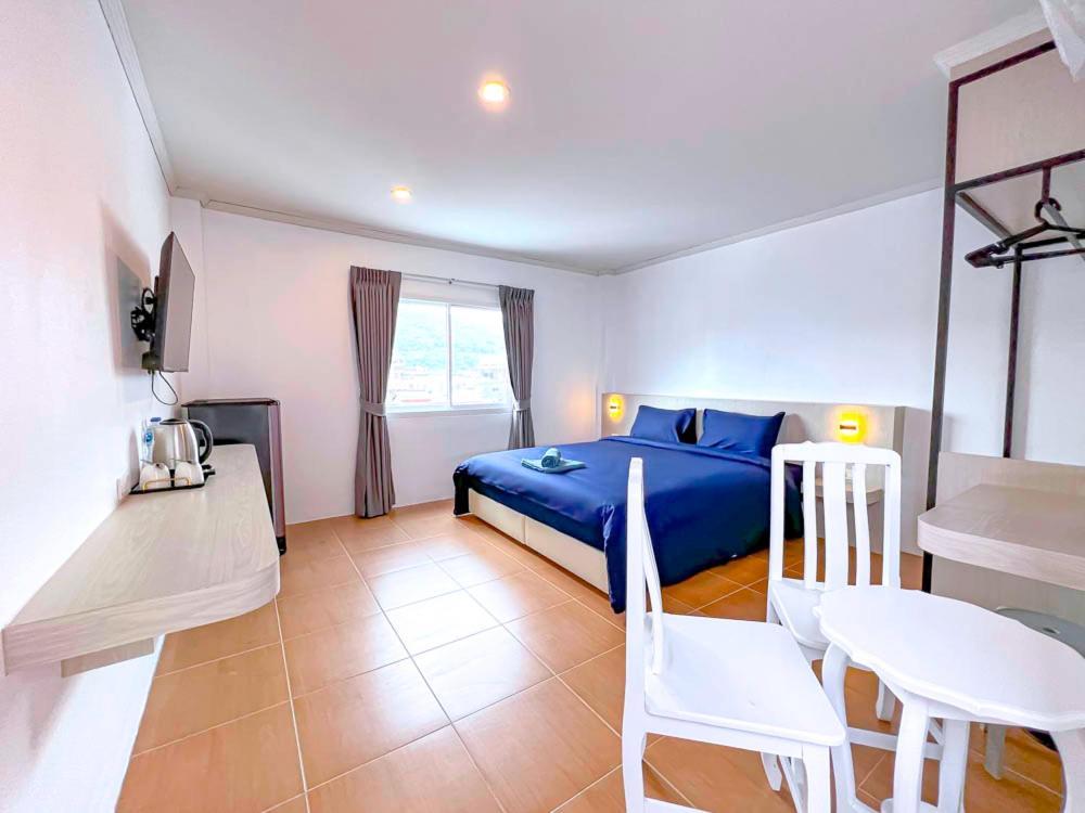 88 House Patong Exterior foto