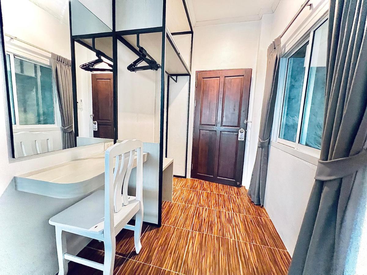 88 House Patong Exterior foto