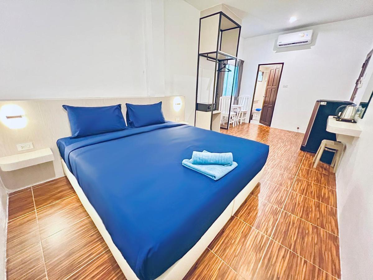 88 House Patong Exterior foto